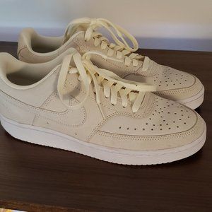 Nike Court Vision low - Cream color